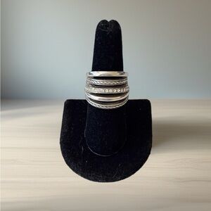 Elegant Silver Band Ring